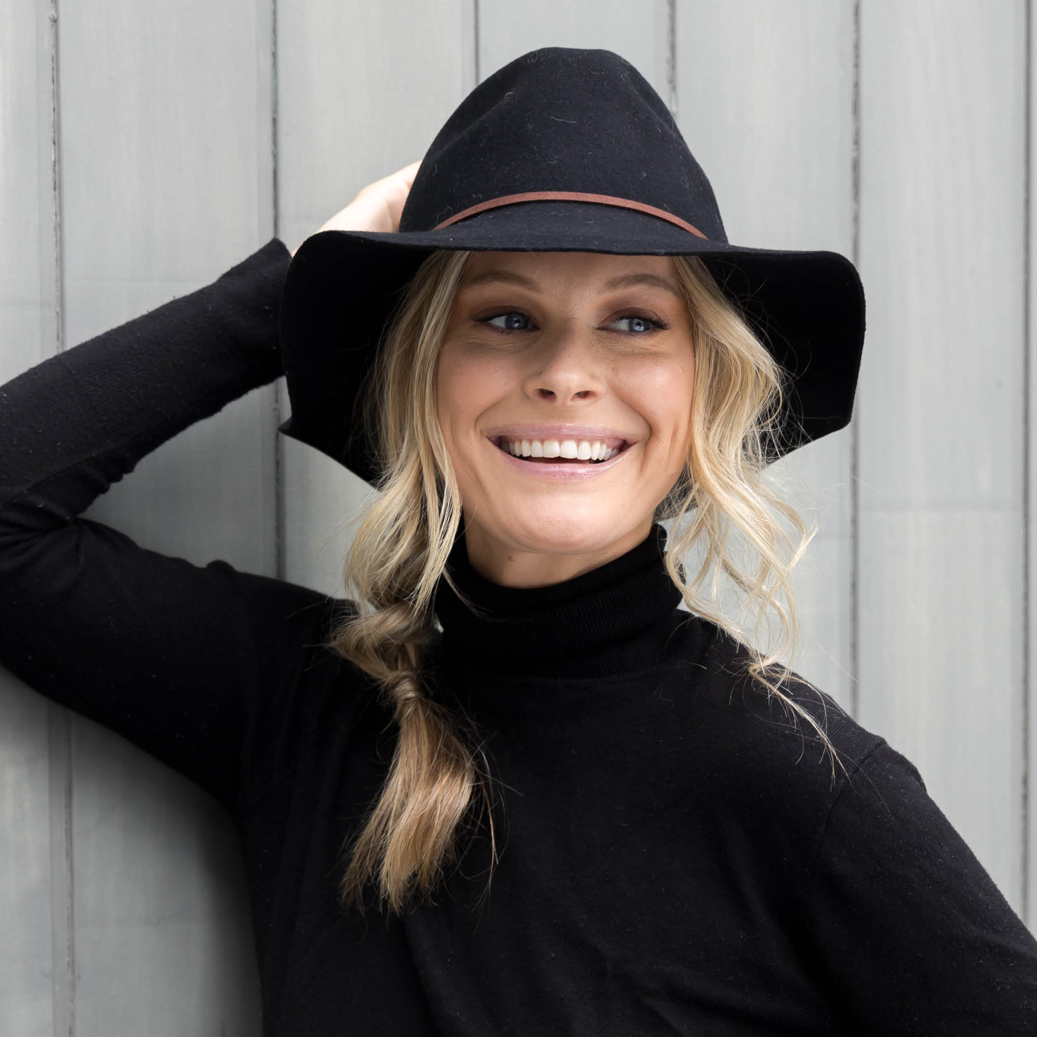 RW080 BLACK 60CM (L/XL) - HELICON FEDORA