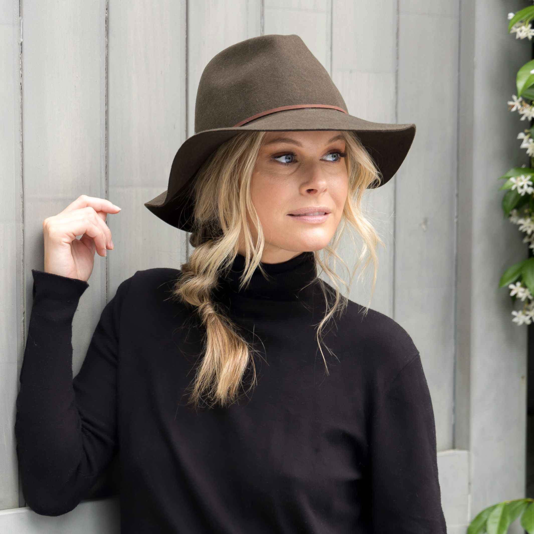 RW080 DK KHAKI 60CM (L/XL) - HELICON FEDORA