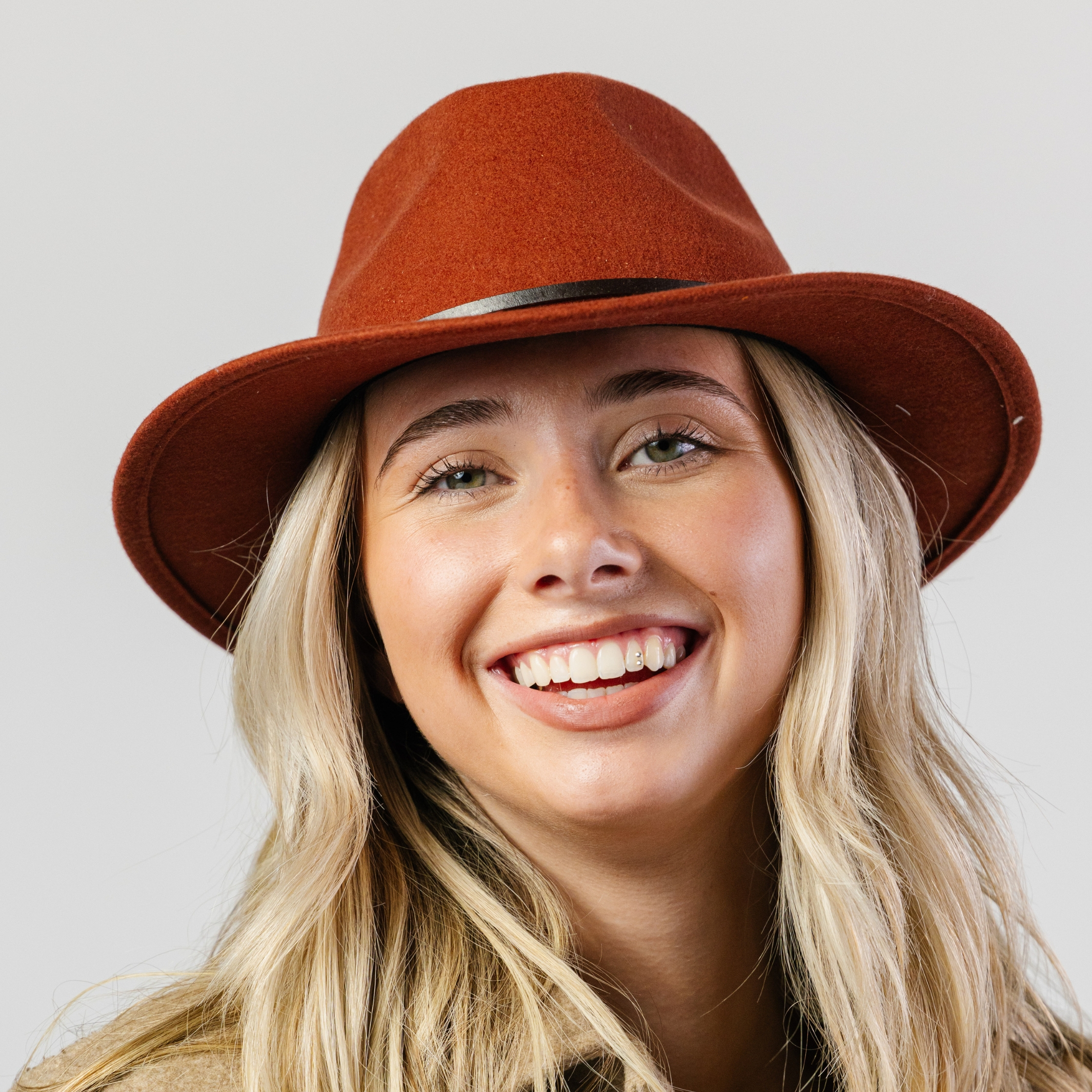 RW180 PAPRIKA 57CM (M) - LEURA FEDORA