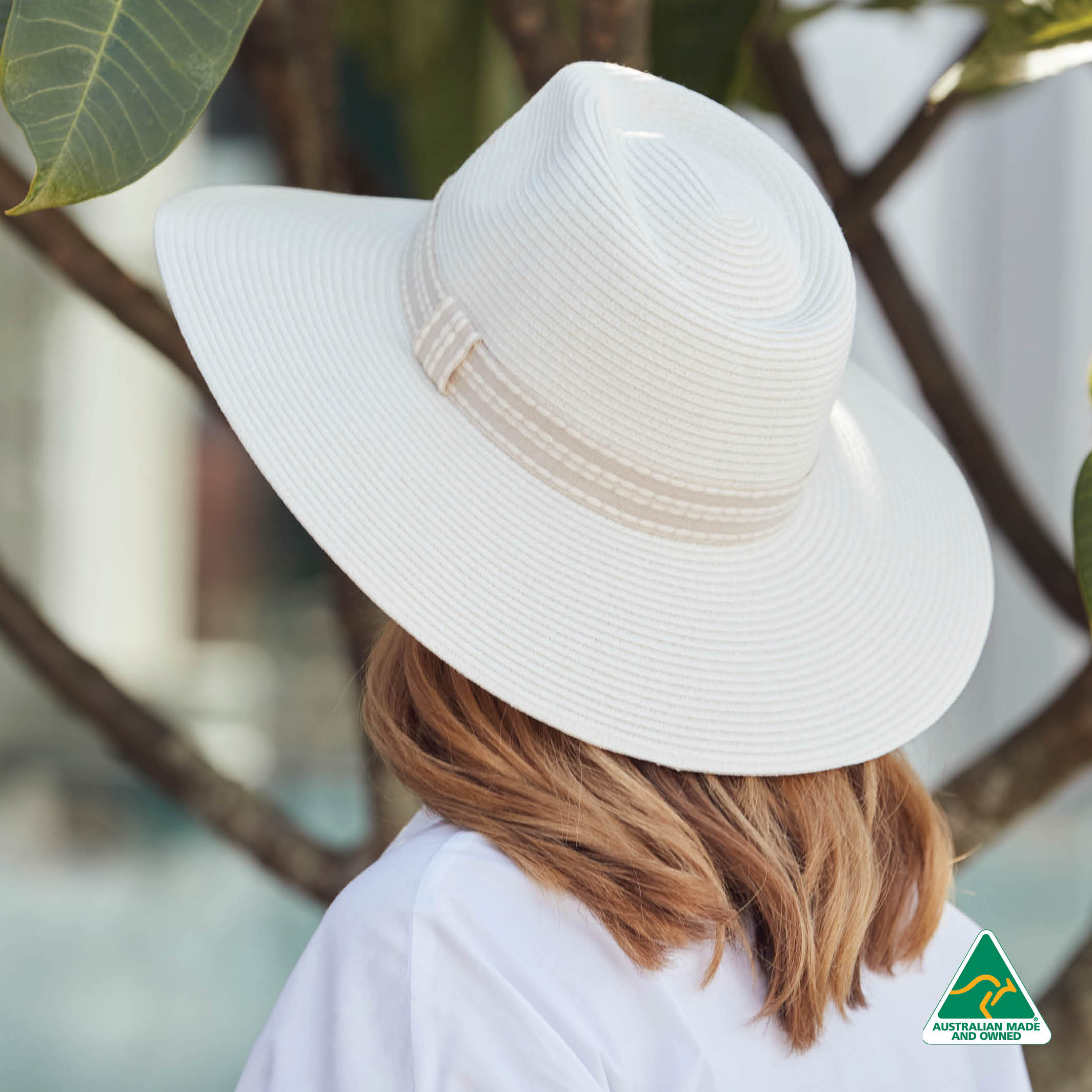 DH045 IVORY 60CM (L) - WHITEHAVEN FEDORA