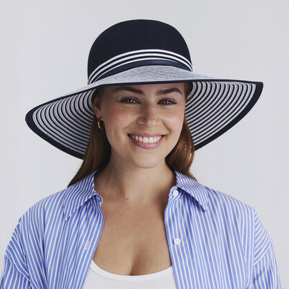 PL420 NAVY/WHITE 58CM (M/L) - AMY STRIPED CAPELINE