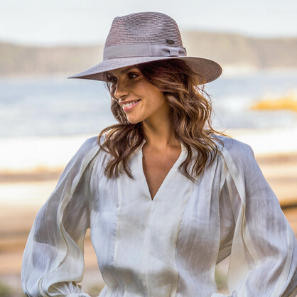 BD496 SANDSTONE 56CM (S/M) - FIONA FLEXIBRAID® WIDE BRIM FEDORA