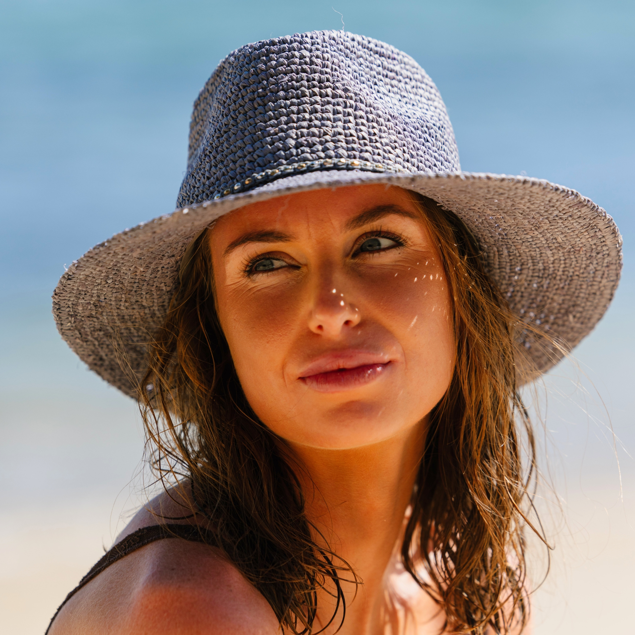 BD190 DENIM 58CM (M/L) - MAGDALENA RAFFIA STYLE