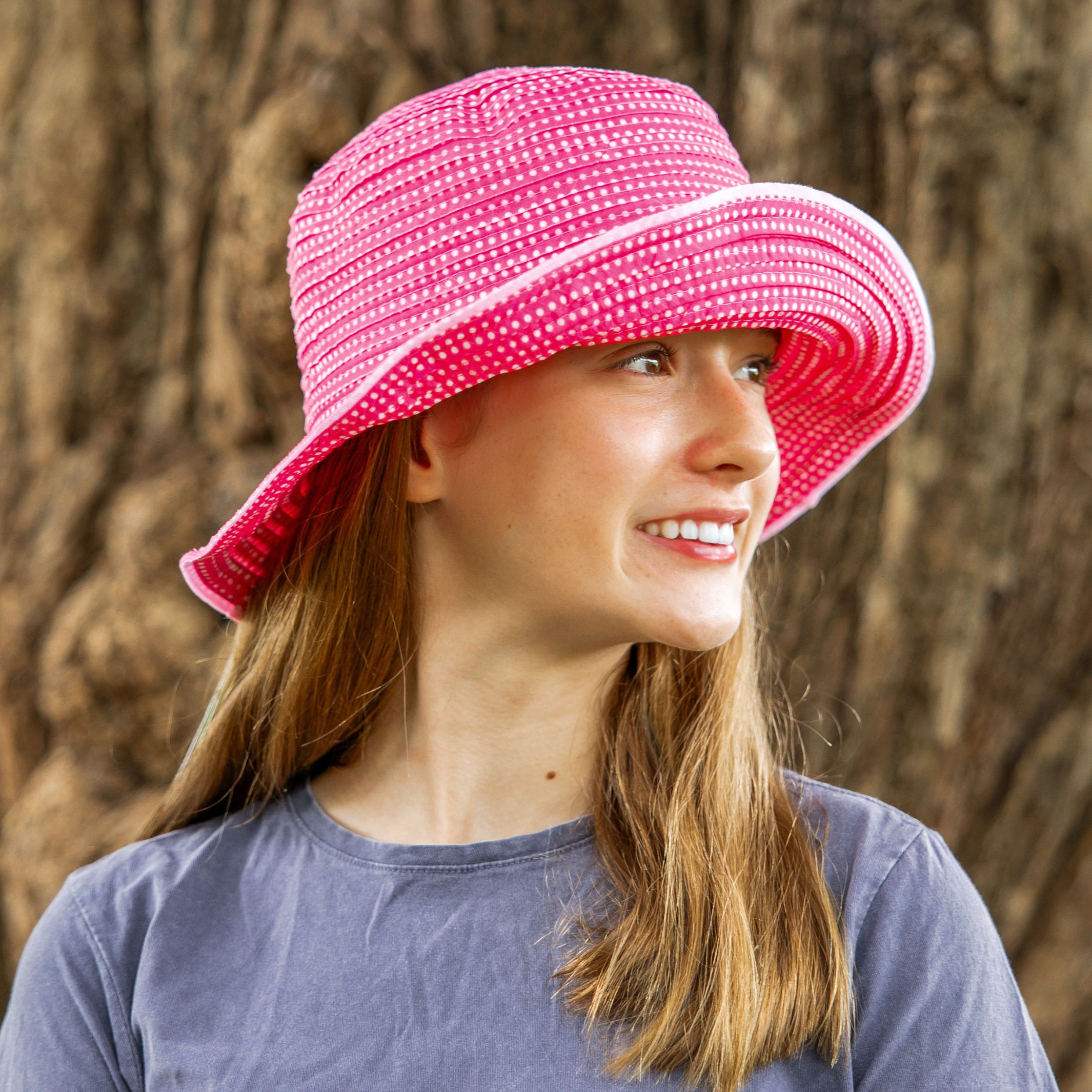 B480 RASPBERRY 56CM - BONNIE BUCKET