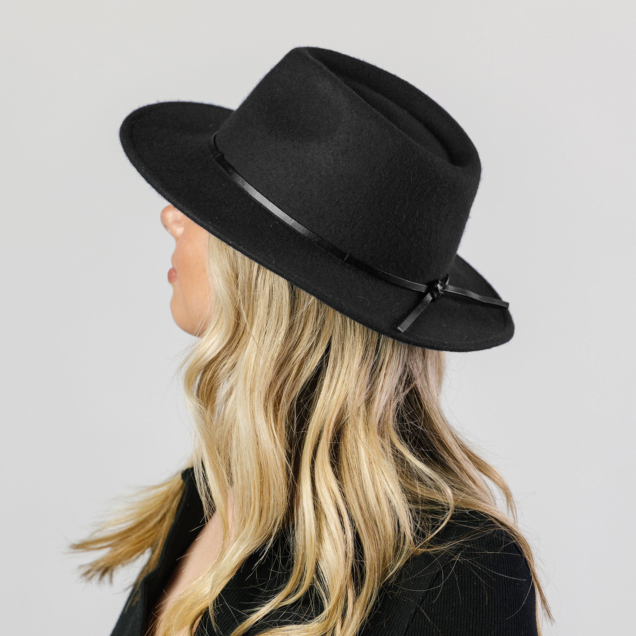 RW180 BLACK 57CM (M) - LEURA FEDORA