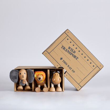 Roaming Mountains Mini Bundle – 3 Safari Animals in Crate