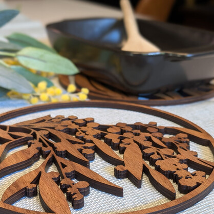 Flowering Wattle: Australian Wooden Trivet / Pot Stand (Large)