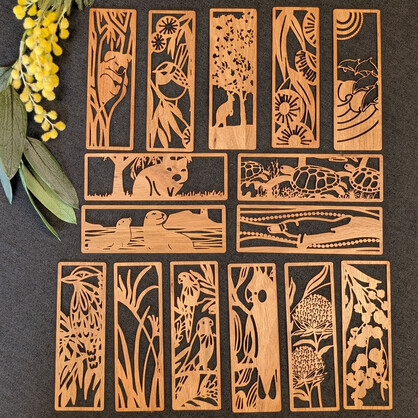 Friendly Wombat: Australian Wooden Bookmark