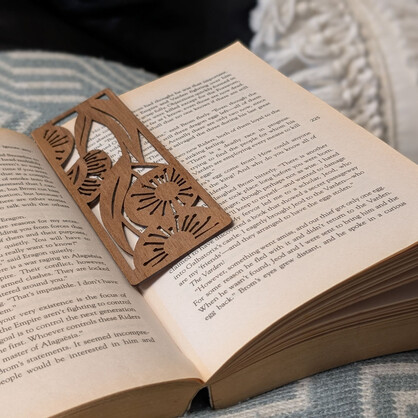Flowering Bluegum: Australian Wooden Bookmark