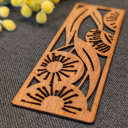 Flowering Bluegum: Australian Wooden Bookmark
