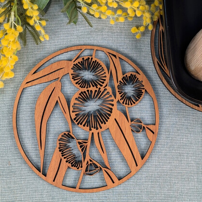 Flowering Bluegum: Australian Wooden Trivet / Pot Stand (Large)