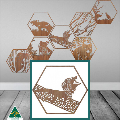 Frill-Necked Lizard Hexagon Wall Art