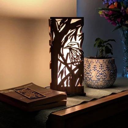 Aussie Birds: Australian Hardwood Lamp