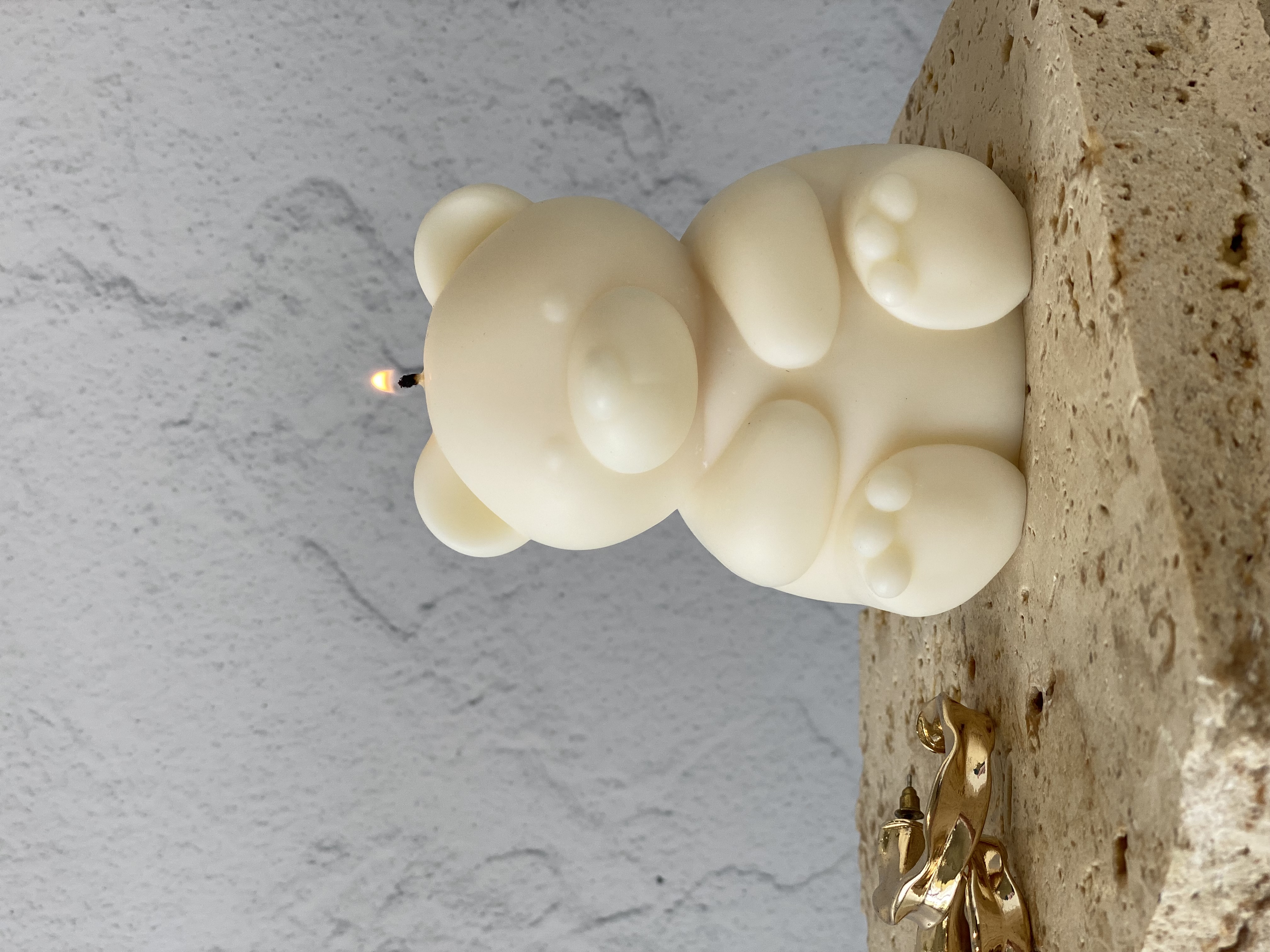 Big Bear Eco-Friendly Sculptural Soy Wax Candle