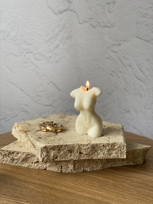 Lush 9 Eco-Friendly Body Sculptural Soy Wax Candles