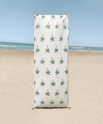 Burleigh Beach Towel With Pocket
