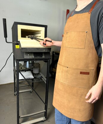 Artisan Apron Deluxe - Leather