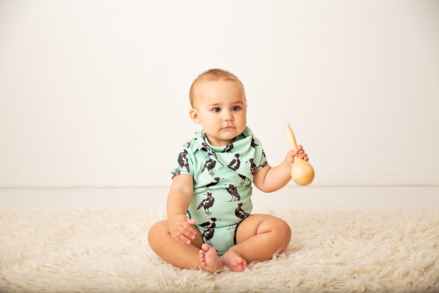 Magpie | Organic Cotton Bodysuit | Short Sleeve | Size 000 - 1
