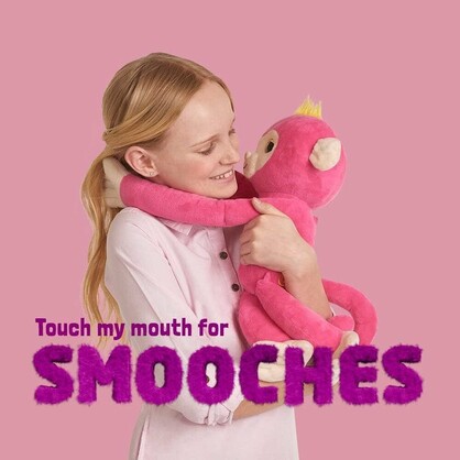 Fingerlings HUGS - Bella (Pink) Advanced Interactive Plush