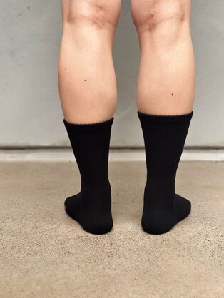 Non-Fluffling Bamboo Cushion Foot Crew Sport Socks | Black | Seamless