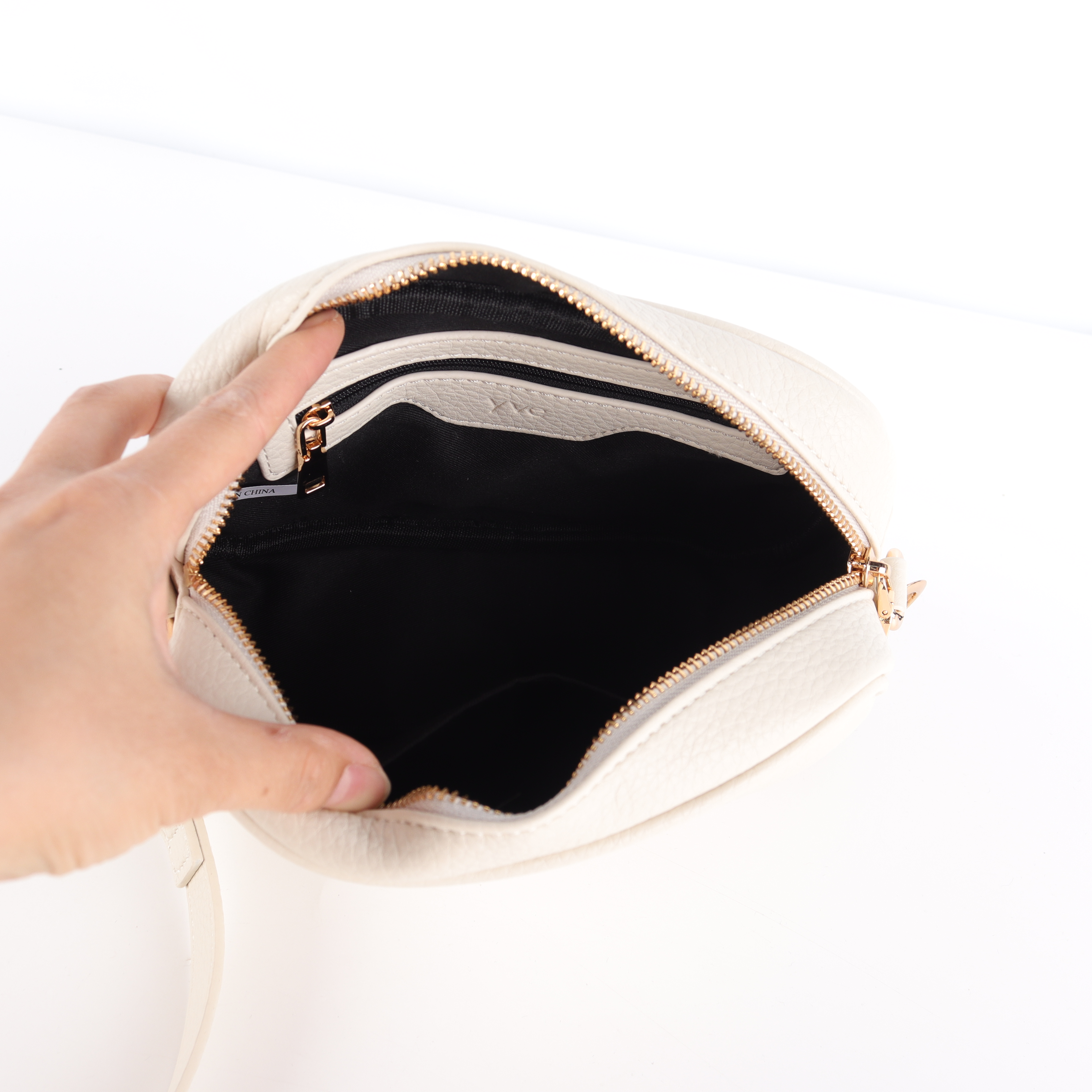 Cross Body Handbag - Off white Lift Yourself