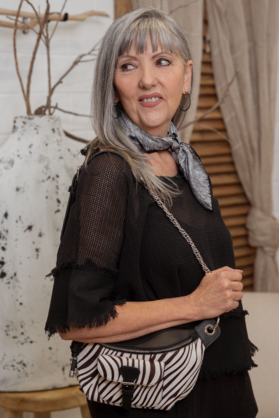 ISLA Mesh Top - Black