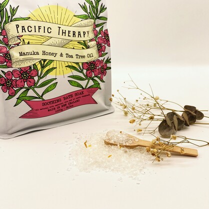 New Zealand Beauty Spa - Pacific Therapy Manuka Honey & Tea Tree Oil Soothing Bath Soak 1kg