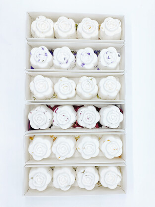 Earth Spring ROSE Hand Crafted Bathbombs (4 pack)