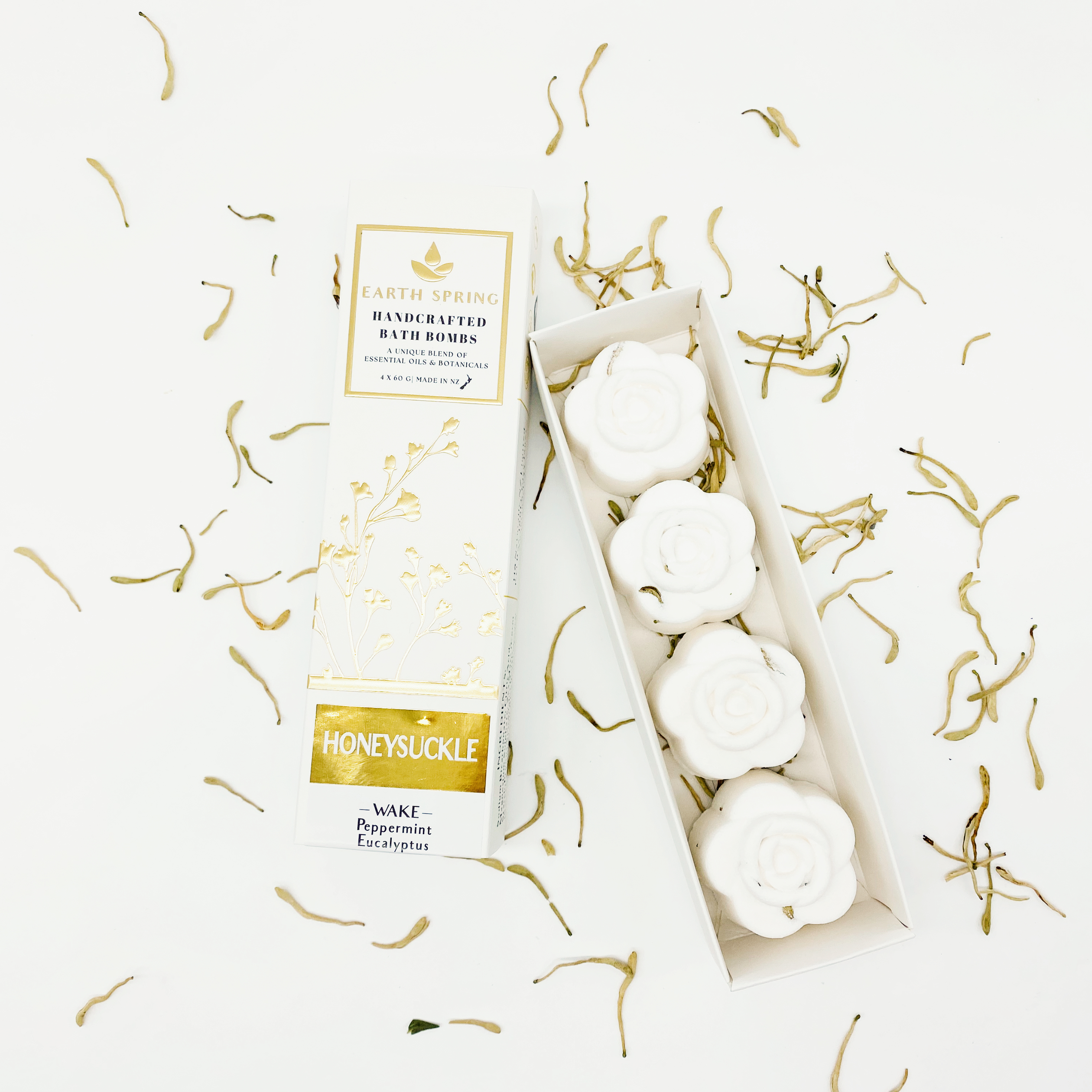 Earth Spring HONEYSUCKLE Hand Crafted Bathbombs (4 pack)