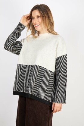 WOOL BLEND KNIT WHITE AND BLACK