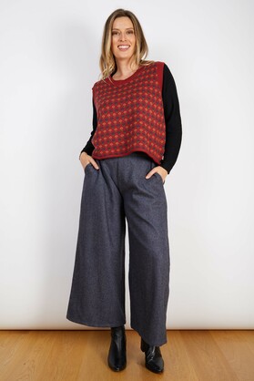 WOOL BLEND VEST  RED CHOC