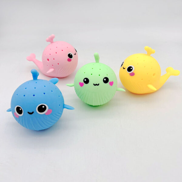 Squeeze Whale – 6.8cm