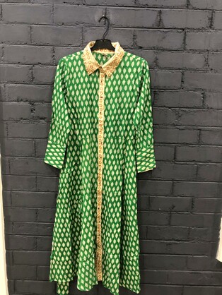 Mid-length Dress - green (Screen Print) – long-ruffled-skirt-beige-screen-print-copy