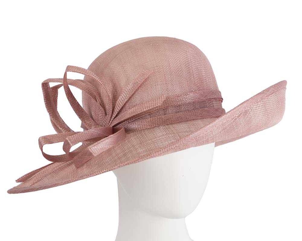 Fashion racing hat by Max Alexander