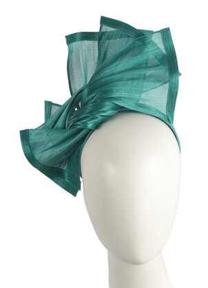 Bespoke silk abaca racing fascinator by Fillies Collection