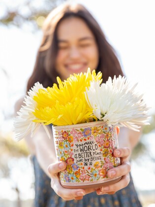 Artisan Planter Make World Better