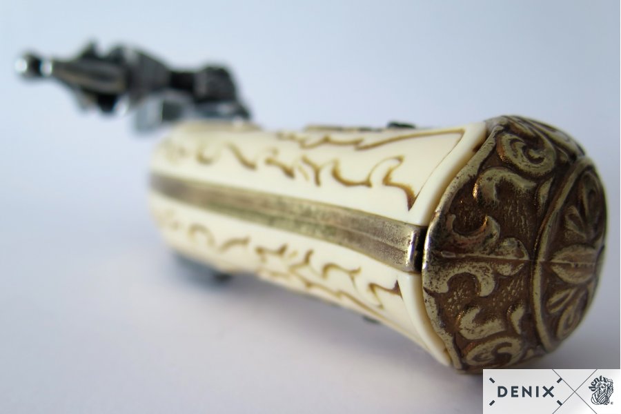 1310 Denix - Revolving 4 Barrel Flintlock Pistol, France 18th. C. 30.5cm