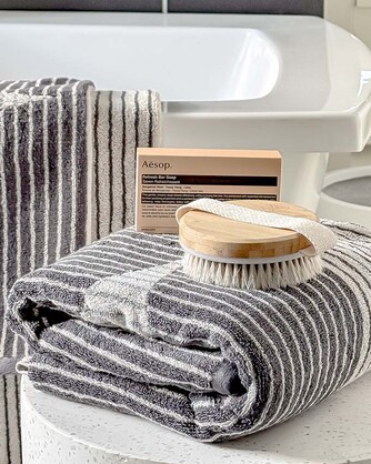 Harri Bath Towel | More Colours