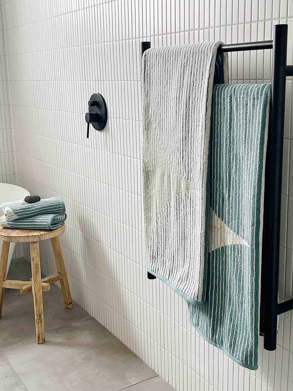 Harri Bath Towel | More Colours