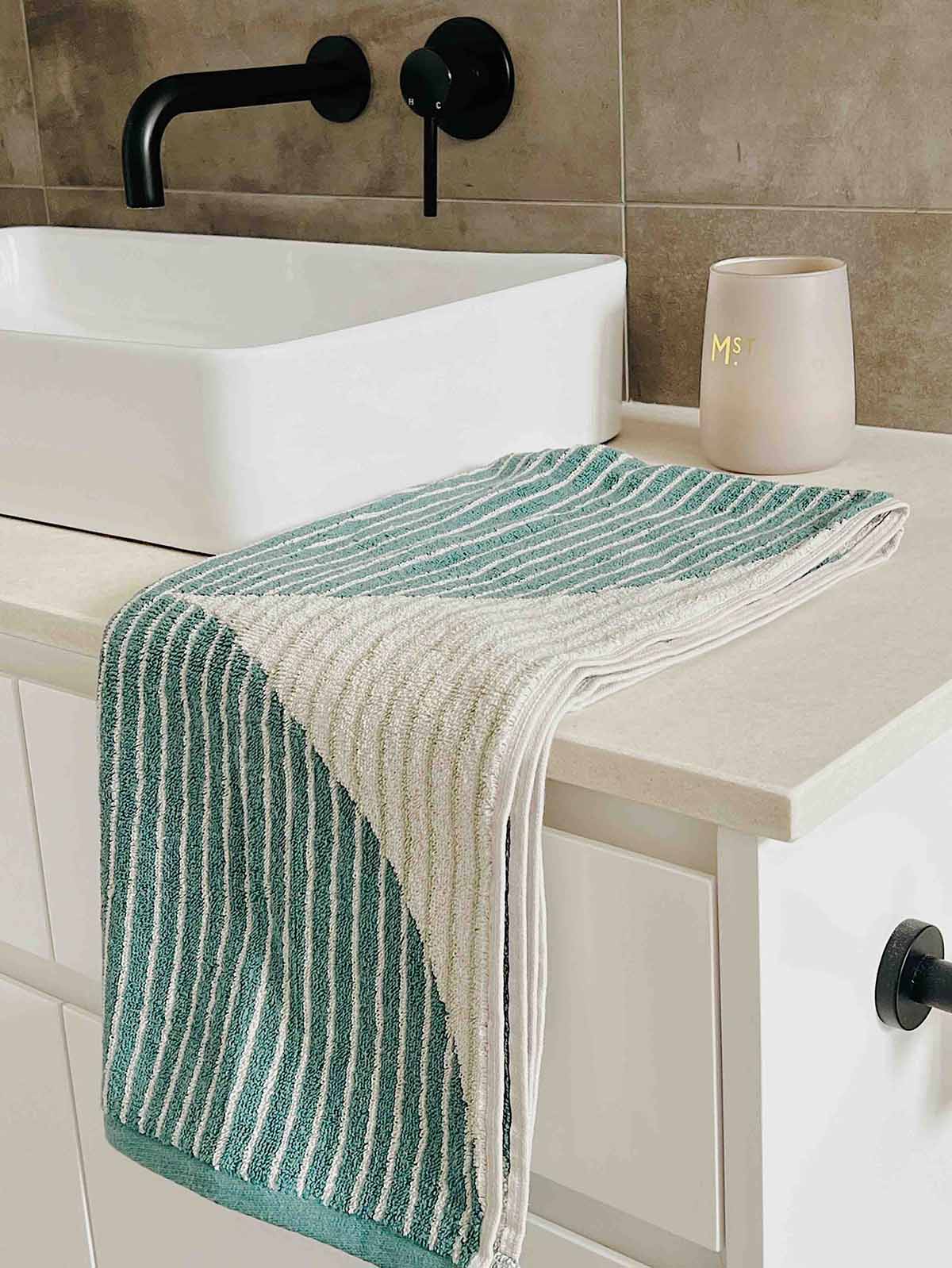 Harri Bath Towel | More Colours