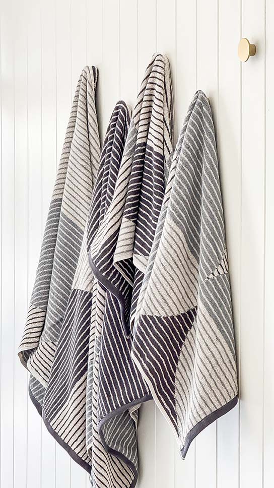 Harri Bath Towel | More Colours