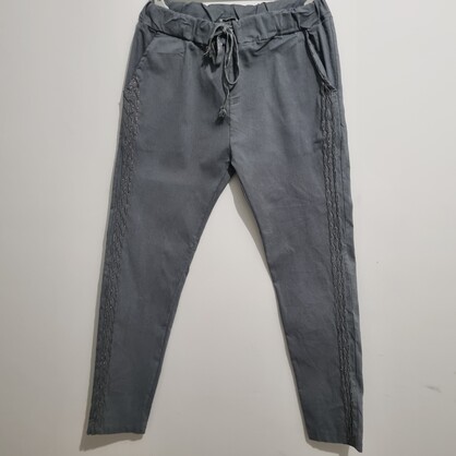 HA-CL-10532 EMMA - STRETCH COTTON PANTS WITH GOLD PATTERN ON LEG. MADE IN ITALIY. (FREE SIZE 8-14)