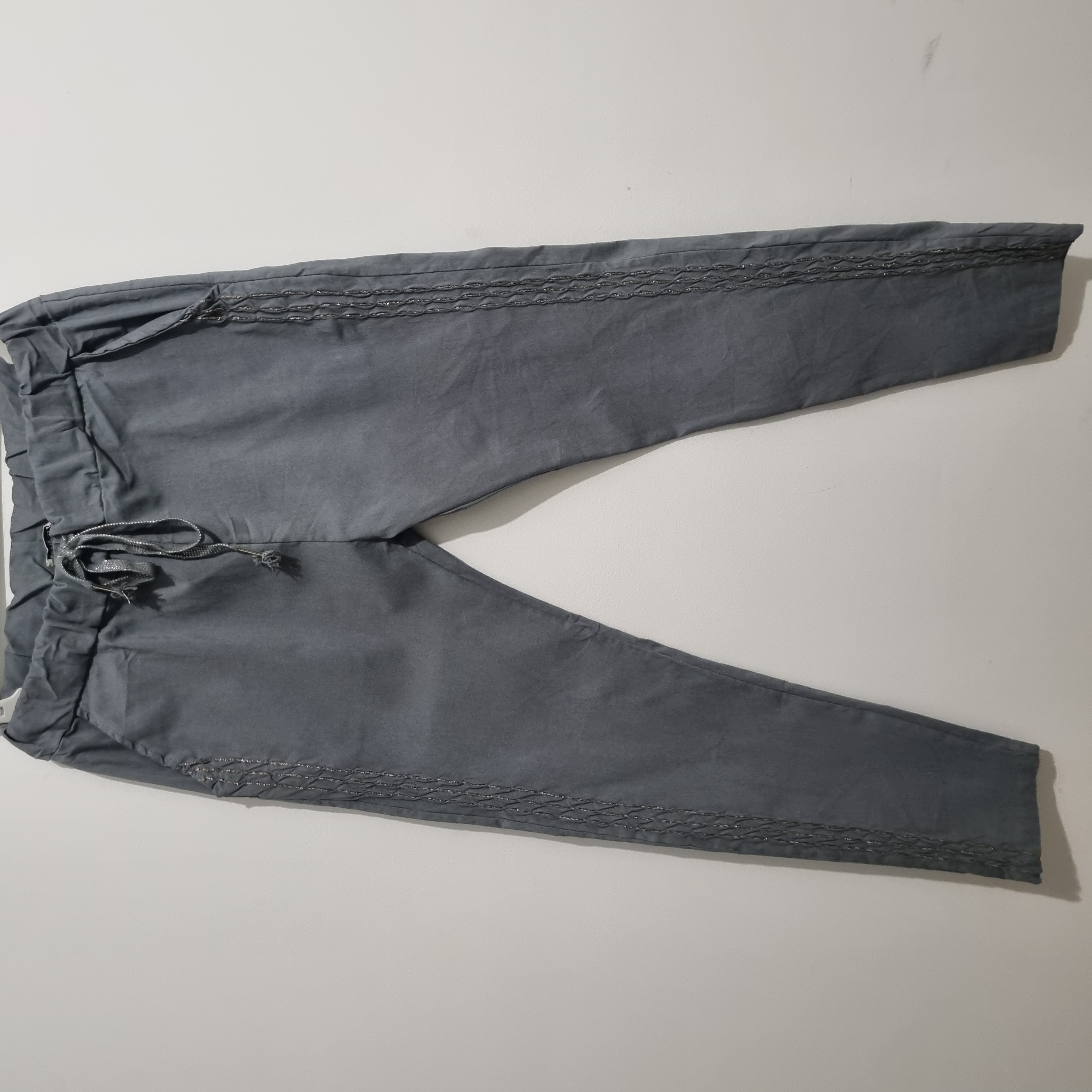 HA-CL-10532 EMMA - STRETCH COTTON PANTS WITH GOLD PATTERN ON LEG. MADE IN ITALIY. (FREE SIZE 8-14)