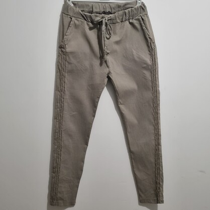 HA-CL-10532 EMMA - STRETCH COTTON PANTS WITH GOLD PATTERN ON LEG. MADE IN ITALIY. (FREE SIZE 8-14)