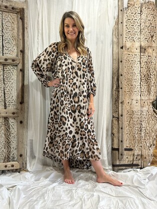 HA-CL-10573 LEOPARD LONG FLOWY COTTON DRESS. 100% COTTON. MADE IN ITALY FREE SIZE 8-16.