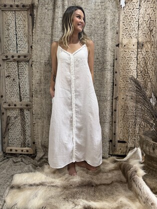 HA-CL-10574 ADDISON LINEN DRESS WITH FRINGE FEATURE. 100% LINEN. MADE IN ITALY. FREE SIZE 8-16