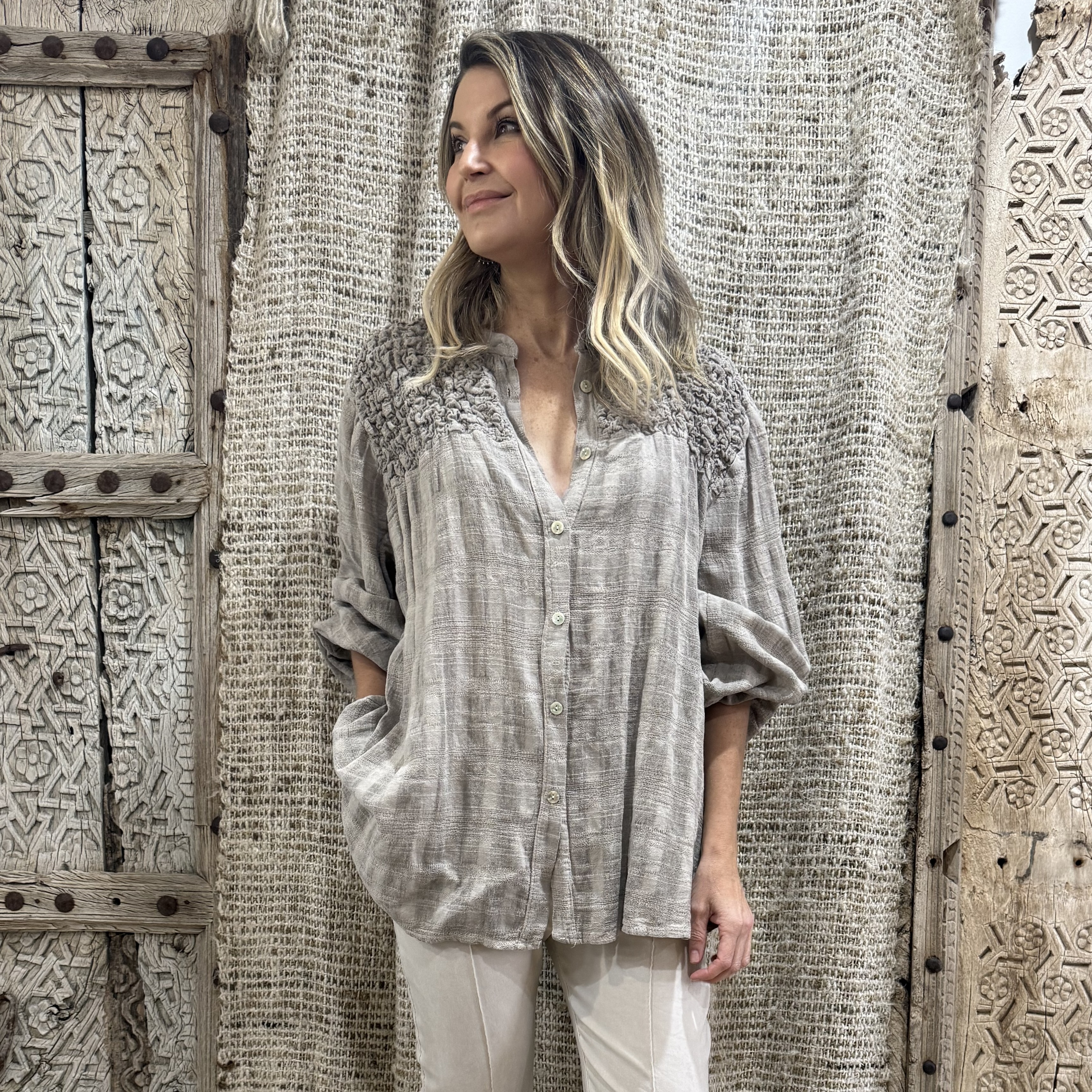 HA-CL-10588 EVELYN - COTTON SHIRT. FREE SIZE 8-16. MADE IN ITALY.