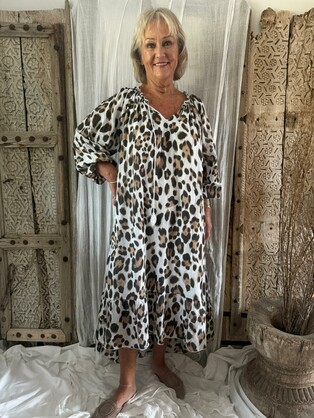 HA-CL-10573 LEOPARD LONG FLOWY COTTON DRESS. 100% COTTON. MADE IN ITALY FREE SIZE 8-16.