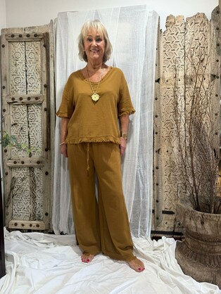 HA-CL-79330 BILLIE PANTS - LIGHT COTTON PANTS WITH FRINGING DETAIL. MADE IN ITALY. FREE SIZE 8-14. 100% COTTON.