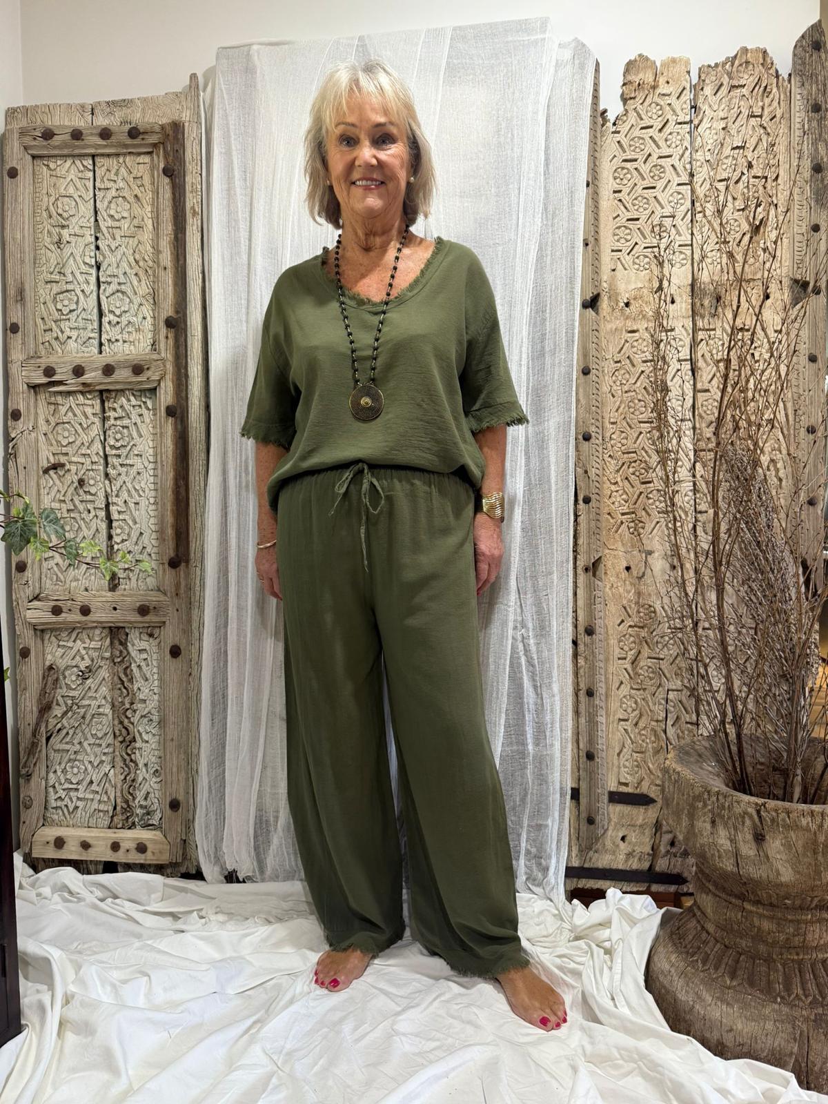 HA-CL-79330 BILLIE PANTS - LIGHT COTTON PANTS WITH FRINGING DETAIL. MADE IN ITALY. FREE SIZE 8-14. 100% COTTON.